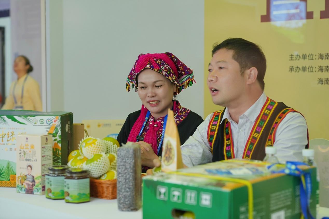 DSG05544-opq4179740950