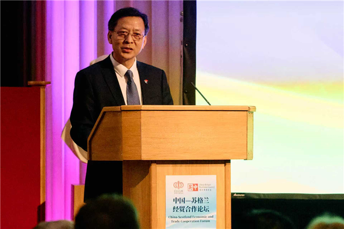 中国驻英国大使馆公使余本林发表讲话。杨浩鹏摄