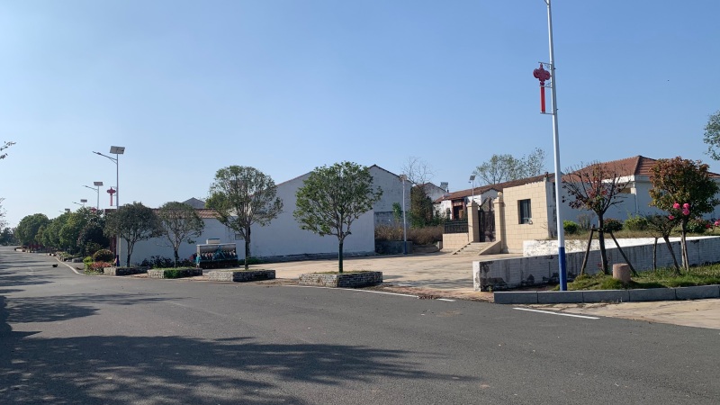 每户的排污管都接入了地下管网,实现村庄污水收集全覆盖。