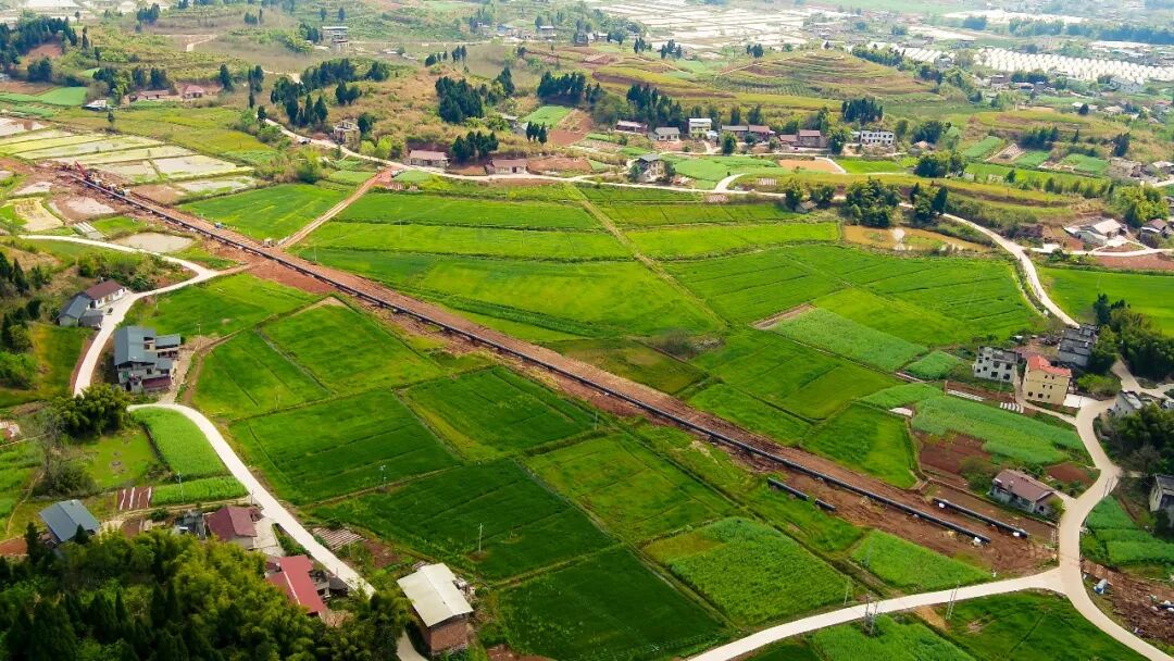 川气东送二线四川段建设现场。受访者供图