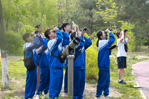 乐学公园现场推进会现场。北京市教委供图